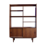 Library separator of 60s teak pieces