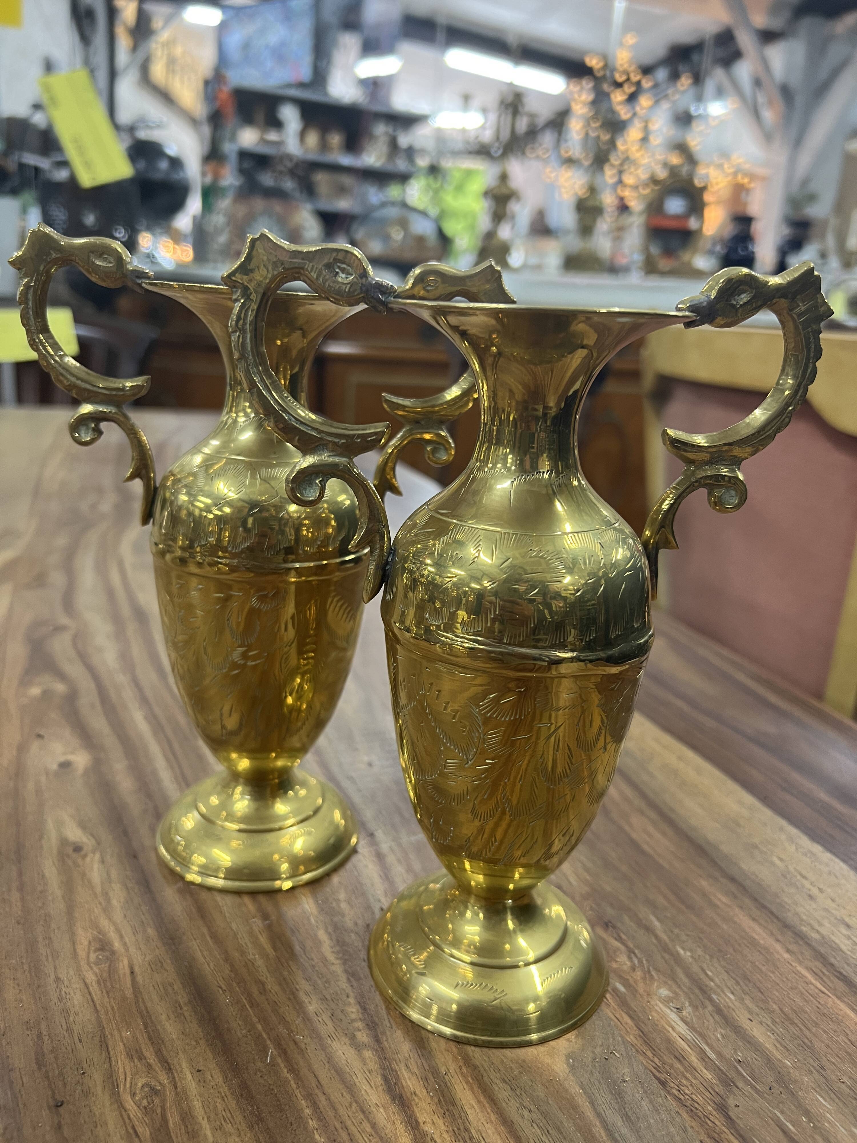 Pair of brass vase Art Deco period