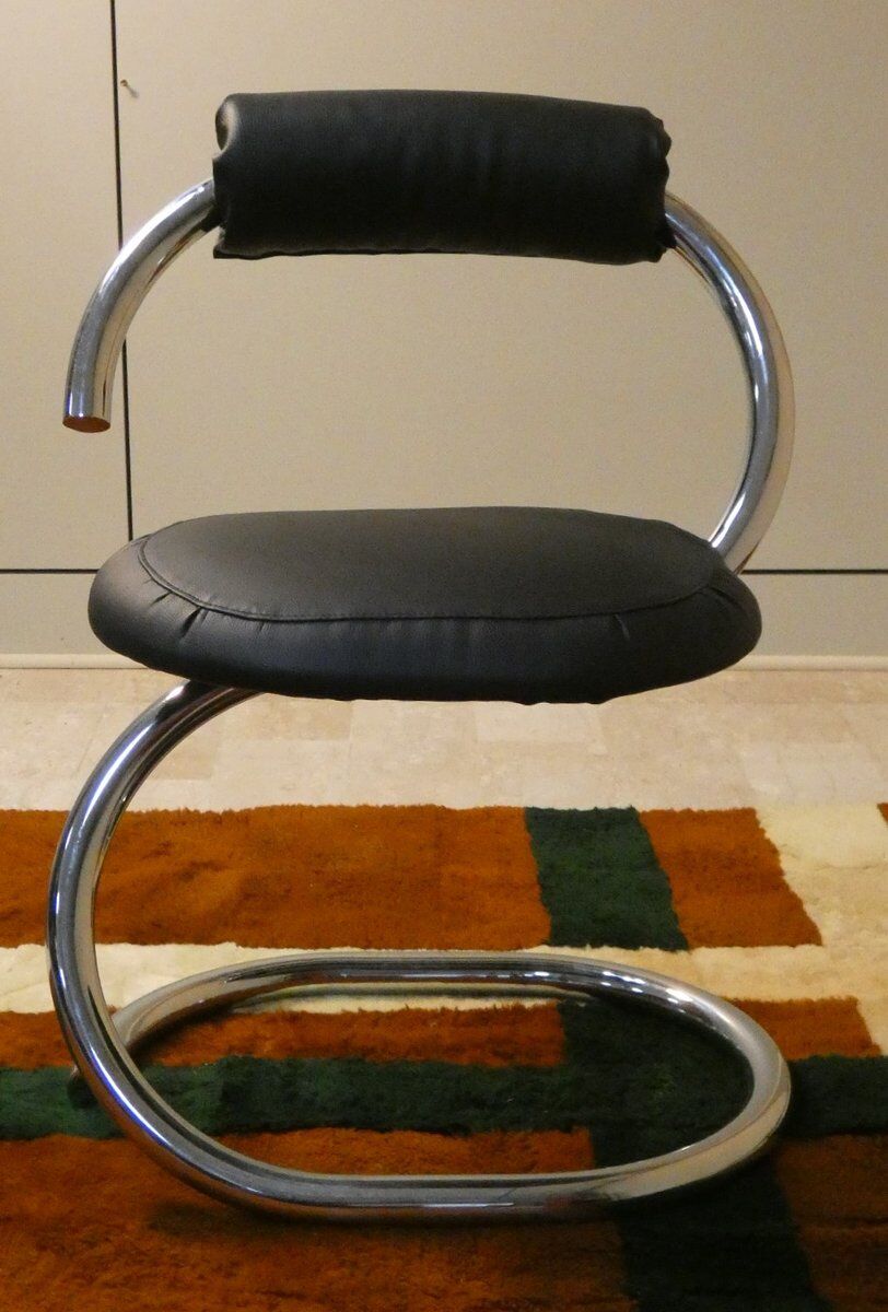 Cobra chairs in steel and black leather by Giotto Stoppino, 1970s, set of 5.