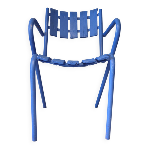 Fauteuil de jardin années 50 bois et métal bleu outremer