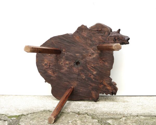 Table d’appoint ou table basse en bois art populaire