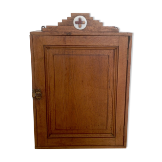 Medicine cabinet