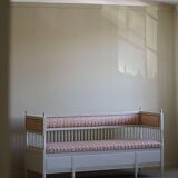 Antique Gustavian canapé / bench from the early 19th century, by a Swedish cabinetmaker.