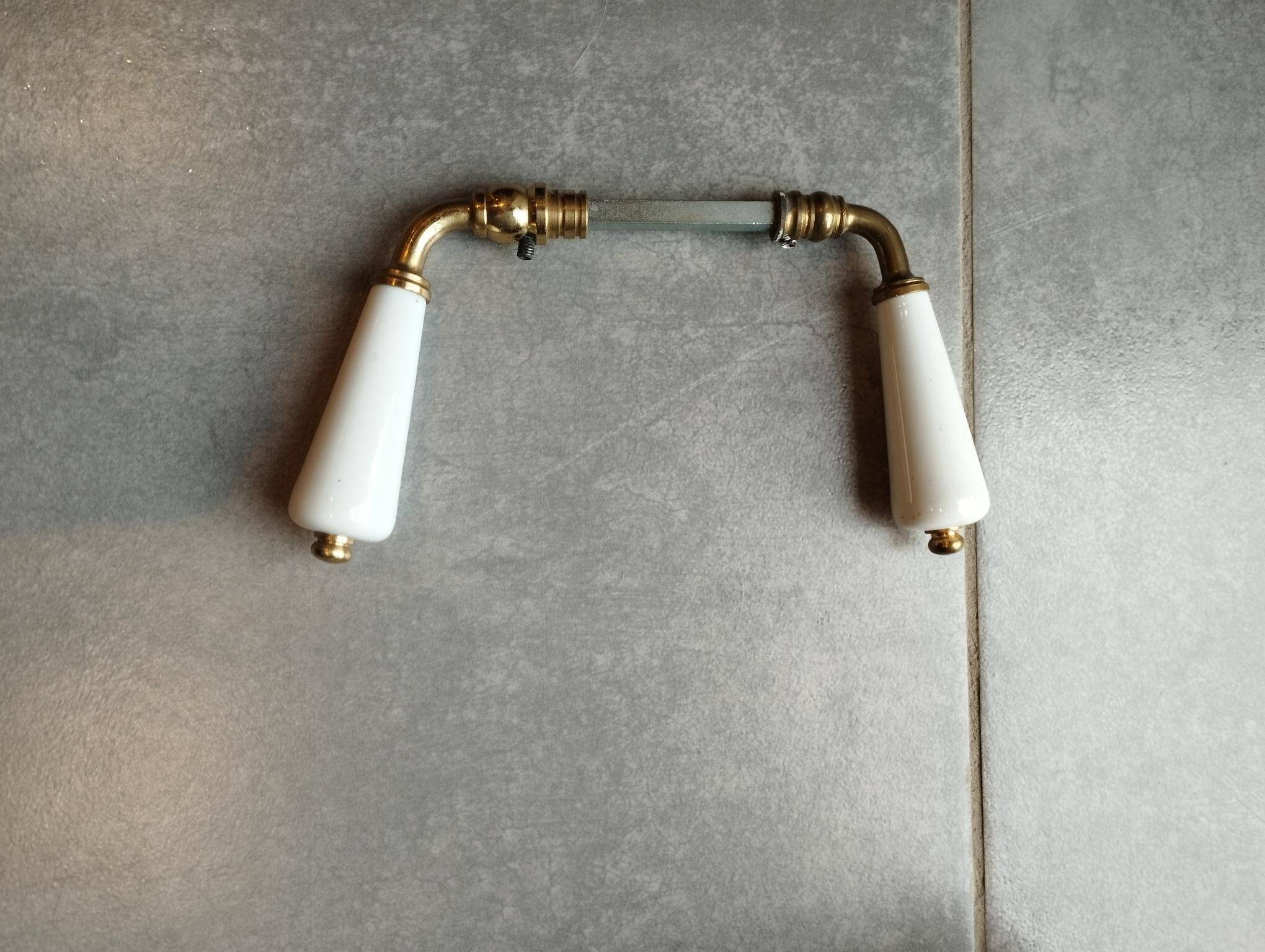 Paire de poignée de porte