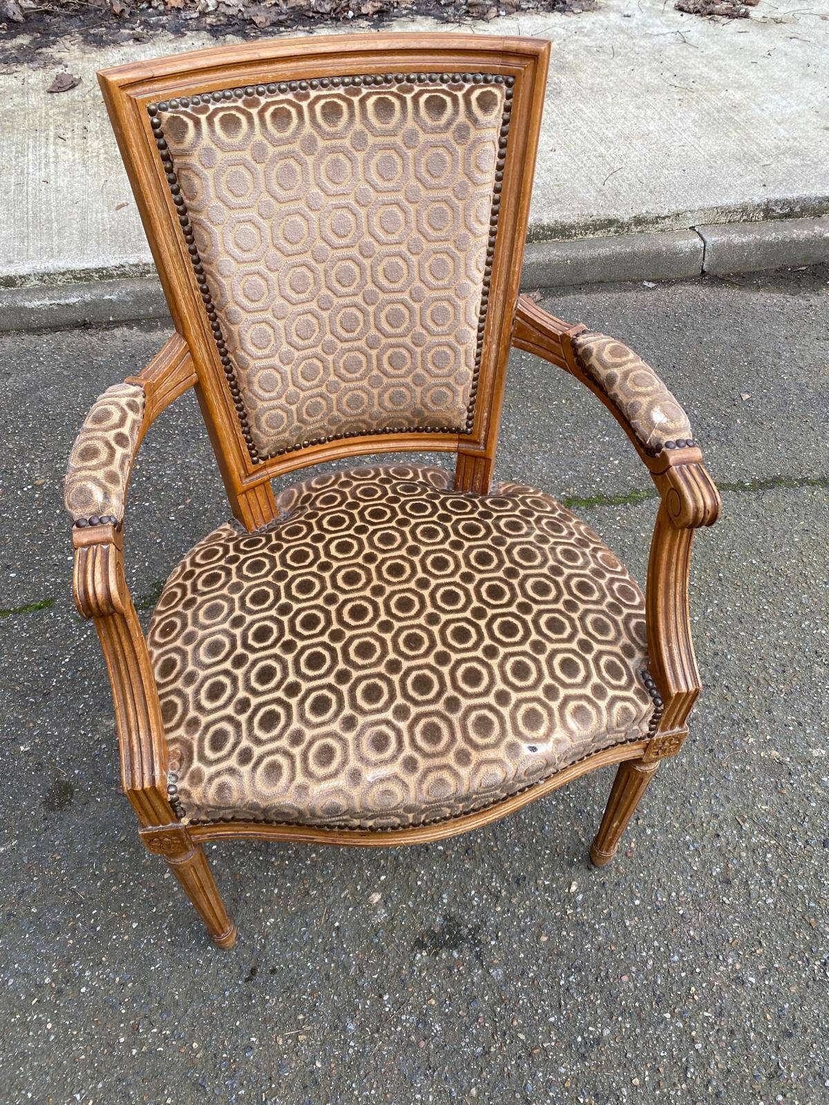 Solid wood and velvet armchair in Louis XVI style