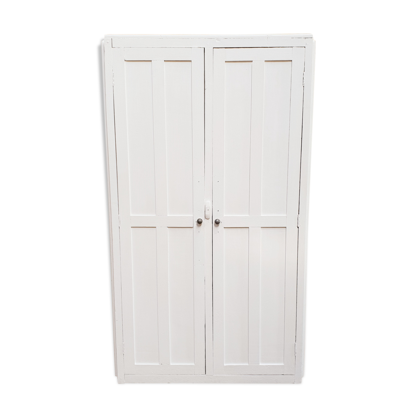 Armoire vintage