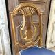 Paire de chaises style Louis XVI en bois doré