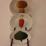 9 plates Le Chambrelain porcelain