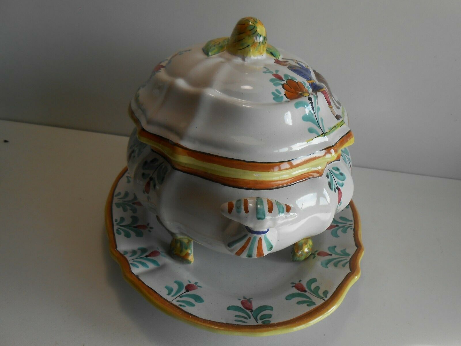 Soupiere "the antica deruta" italian faience