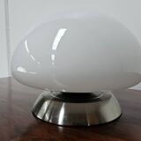 Lampe de table en verre blanc des années 70 avec interrupteur tactile