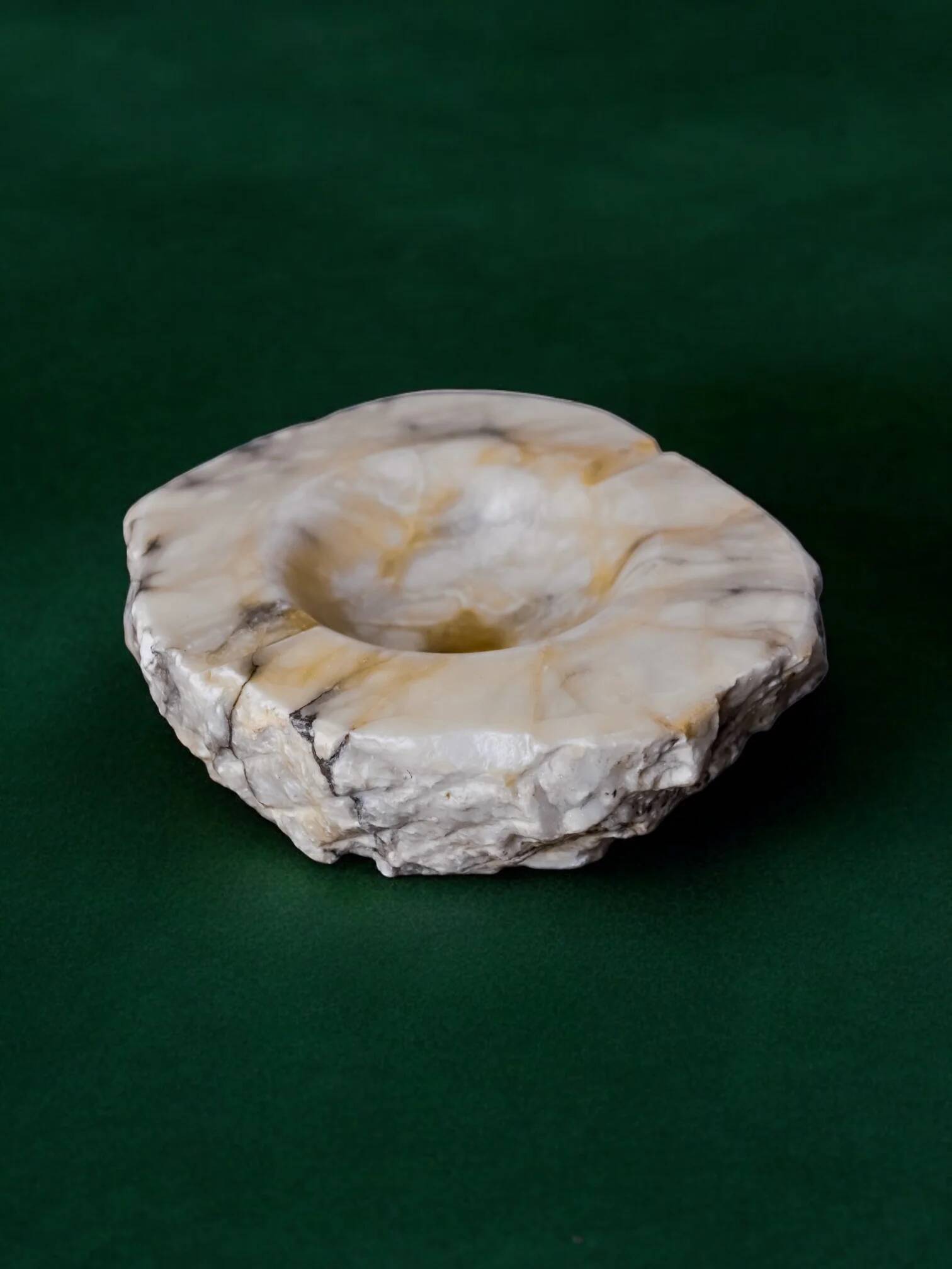 Beige alabaster ashtray by Romano Bianchi, Italy, 1970s