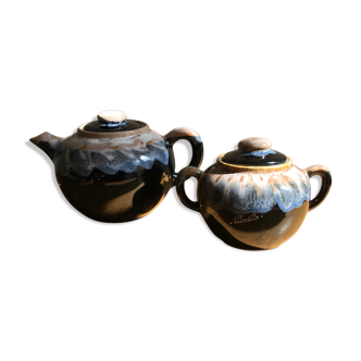 Villerville teapot and sugar pot