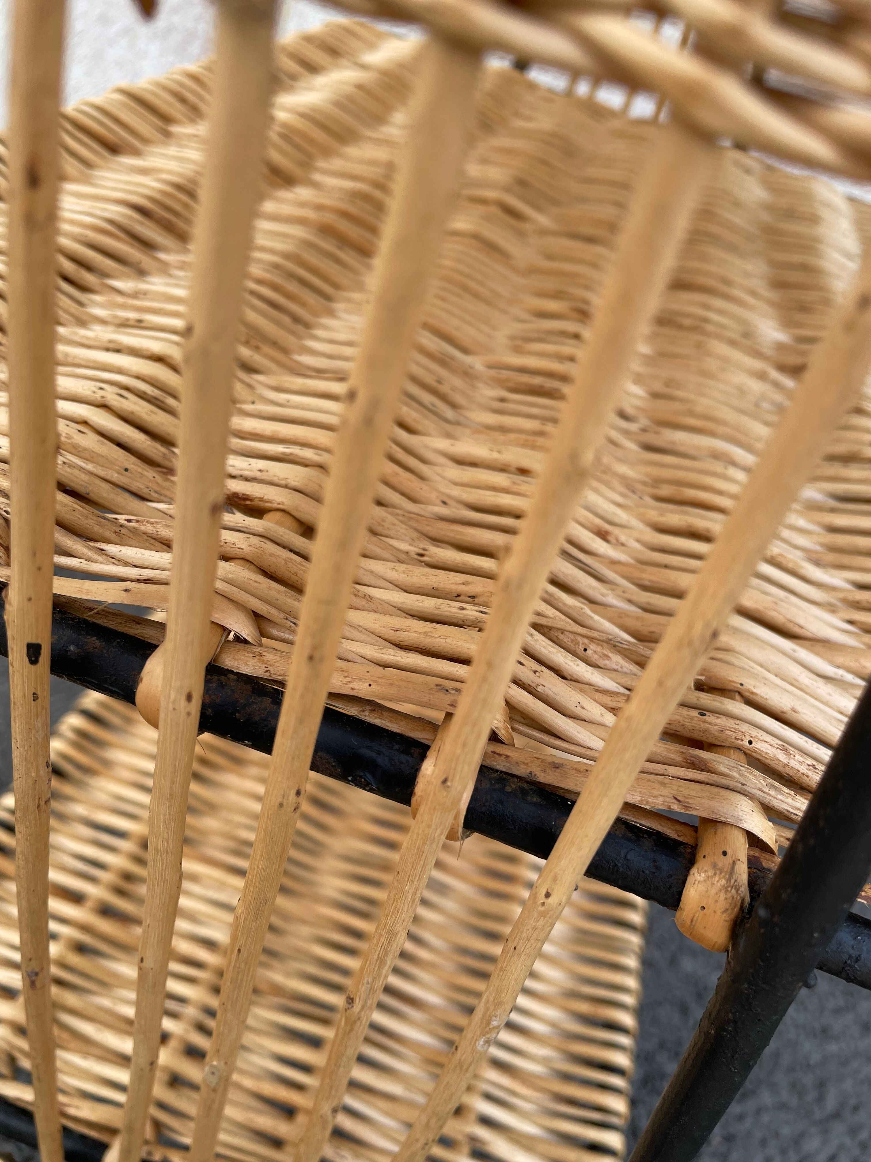 Wicker lyre side table