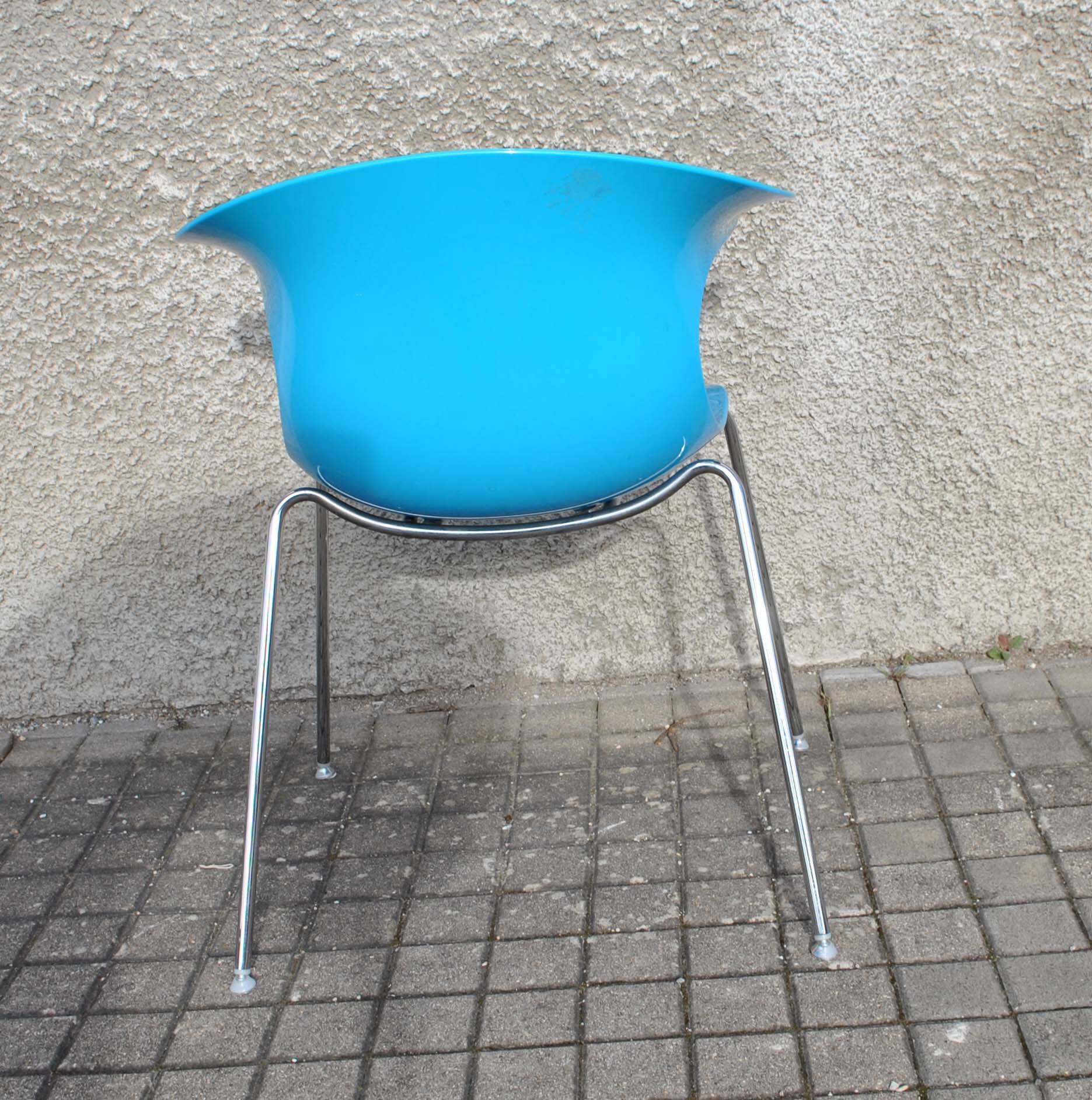 LOOP armchair - Scandinavian DESIGN chair by Claus Breinholt (Danish) Infiniti - blue polypropylene