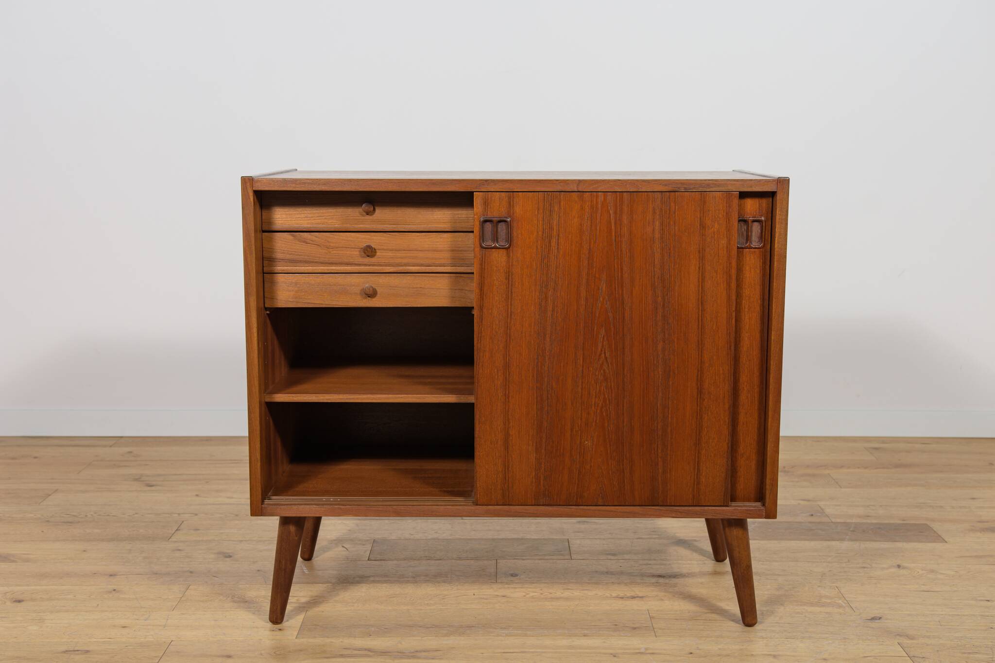 Small vintage teak sideboard, Denmark, 1960