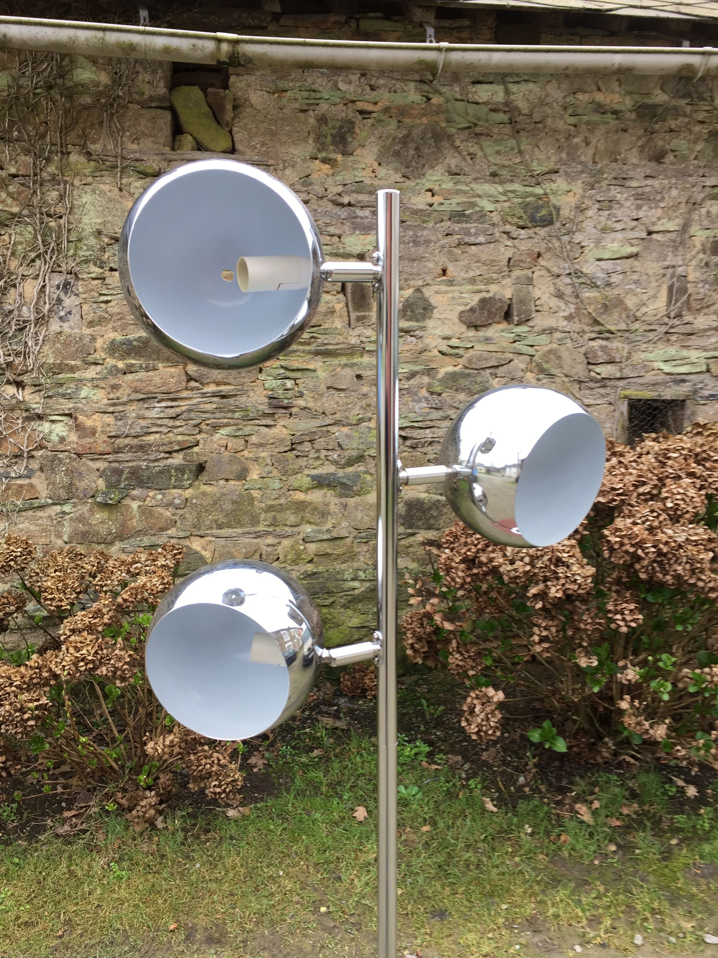 Lampadaire vintage eyeball en métal chromé