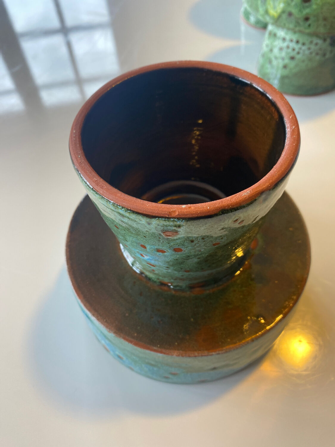 Ceramic footed bowls