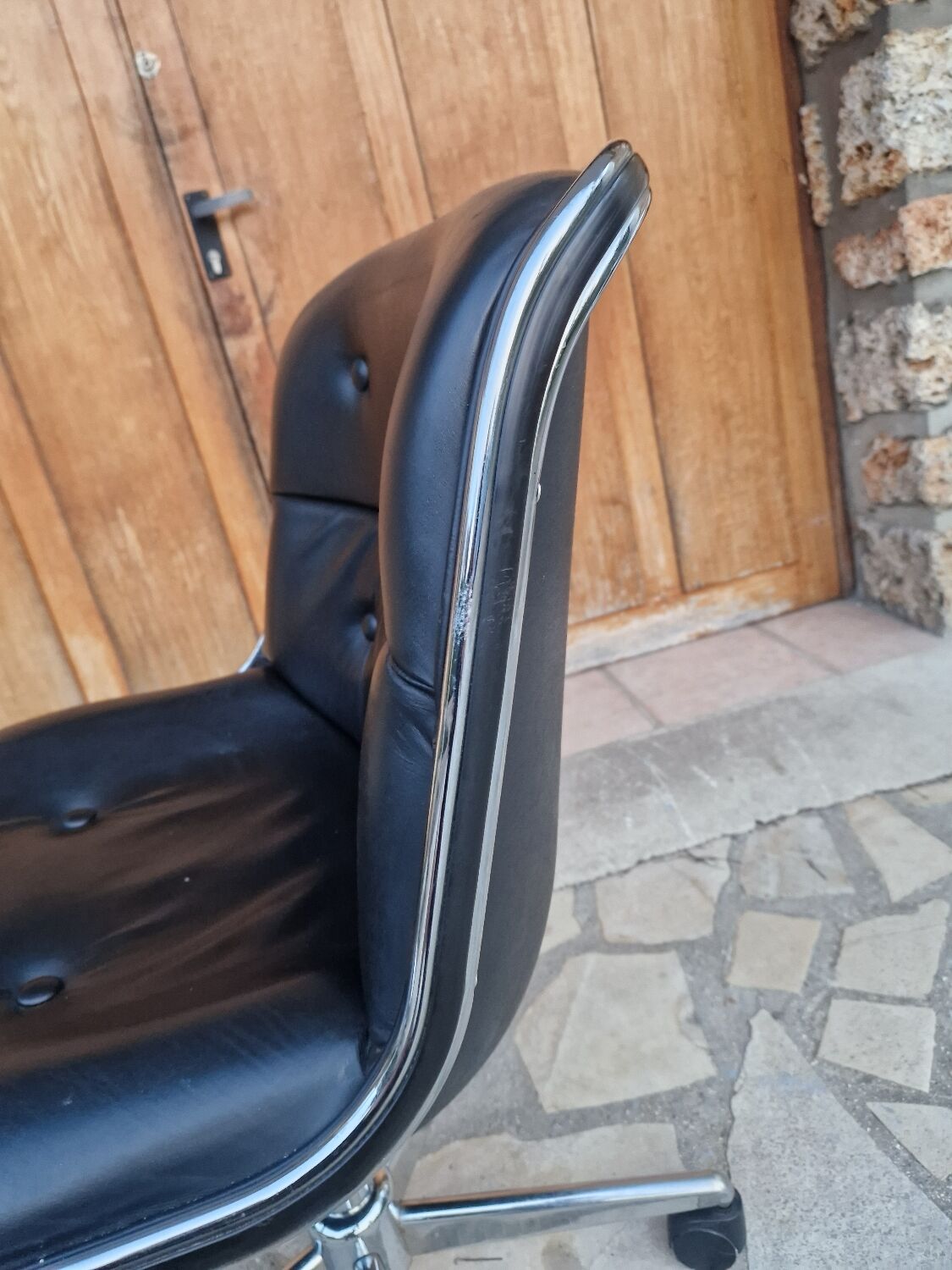 Charles Pollock Knoll armchair