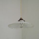 Suspension Art déco en opaline plissée blanche, France