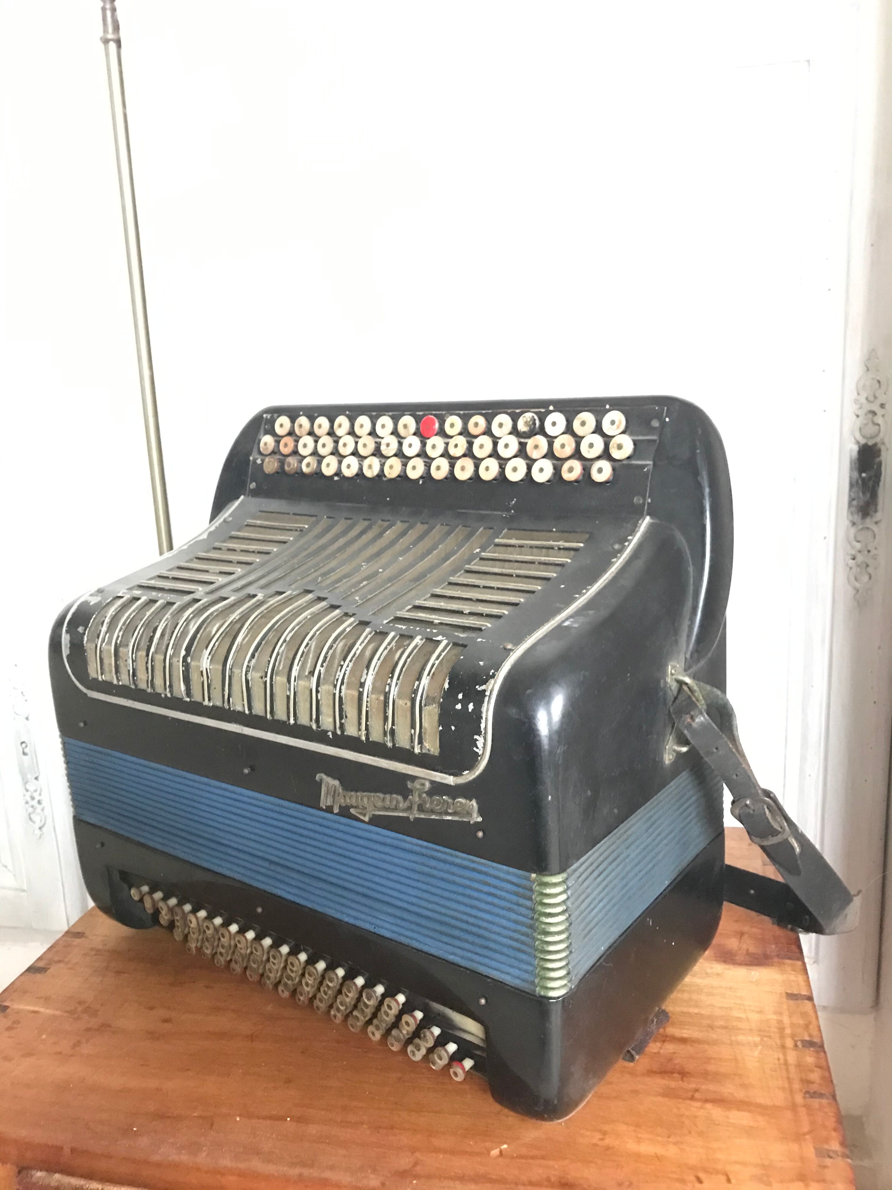 Accordéon vintage Maugein frères circa 1950 Selency