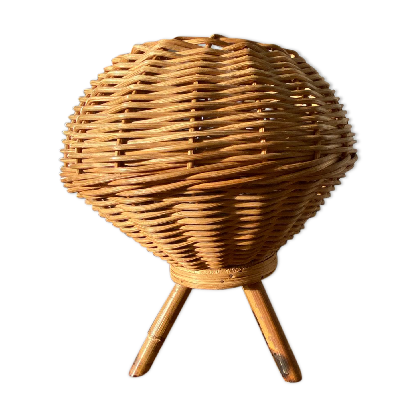 Rattan lamp