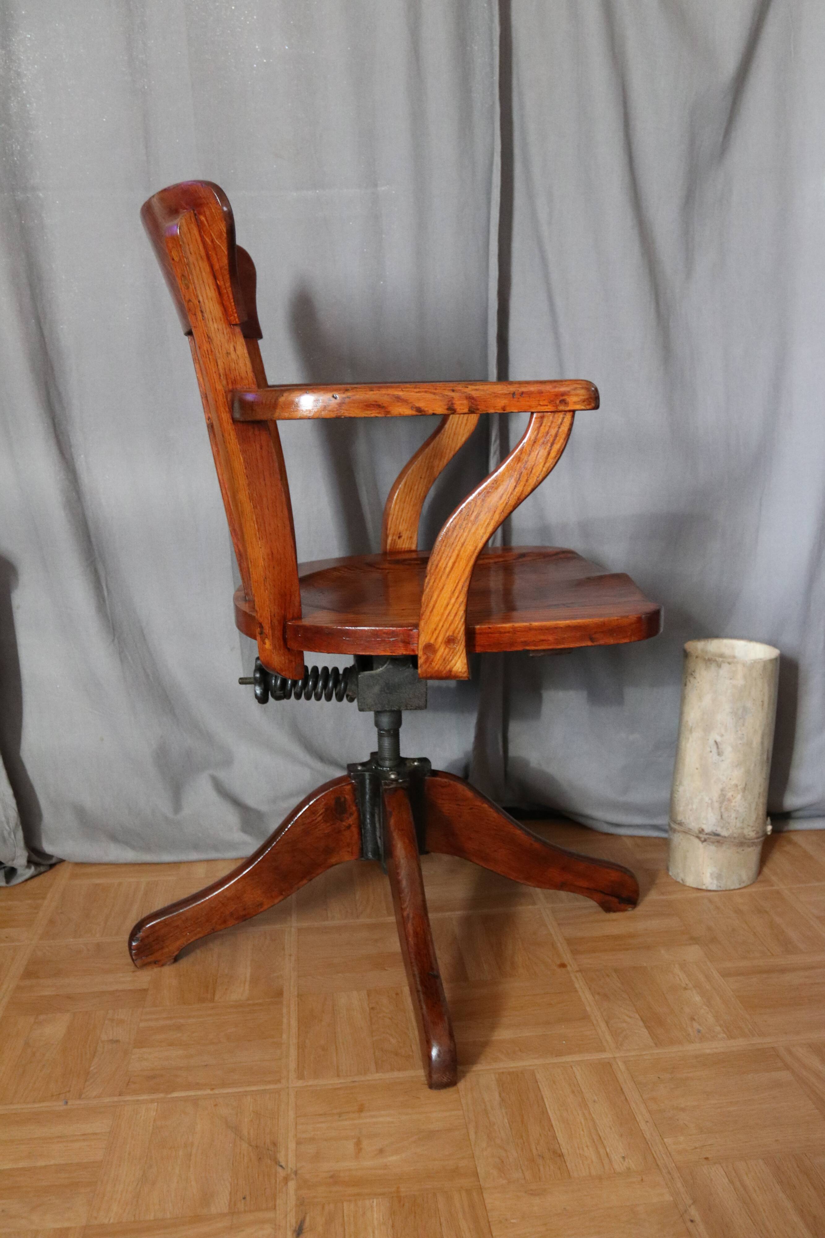 American office chair in natural wood