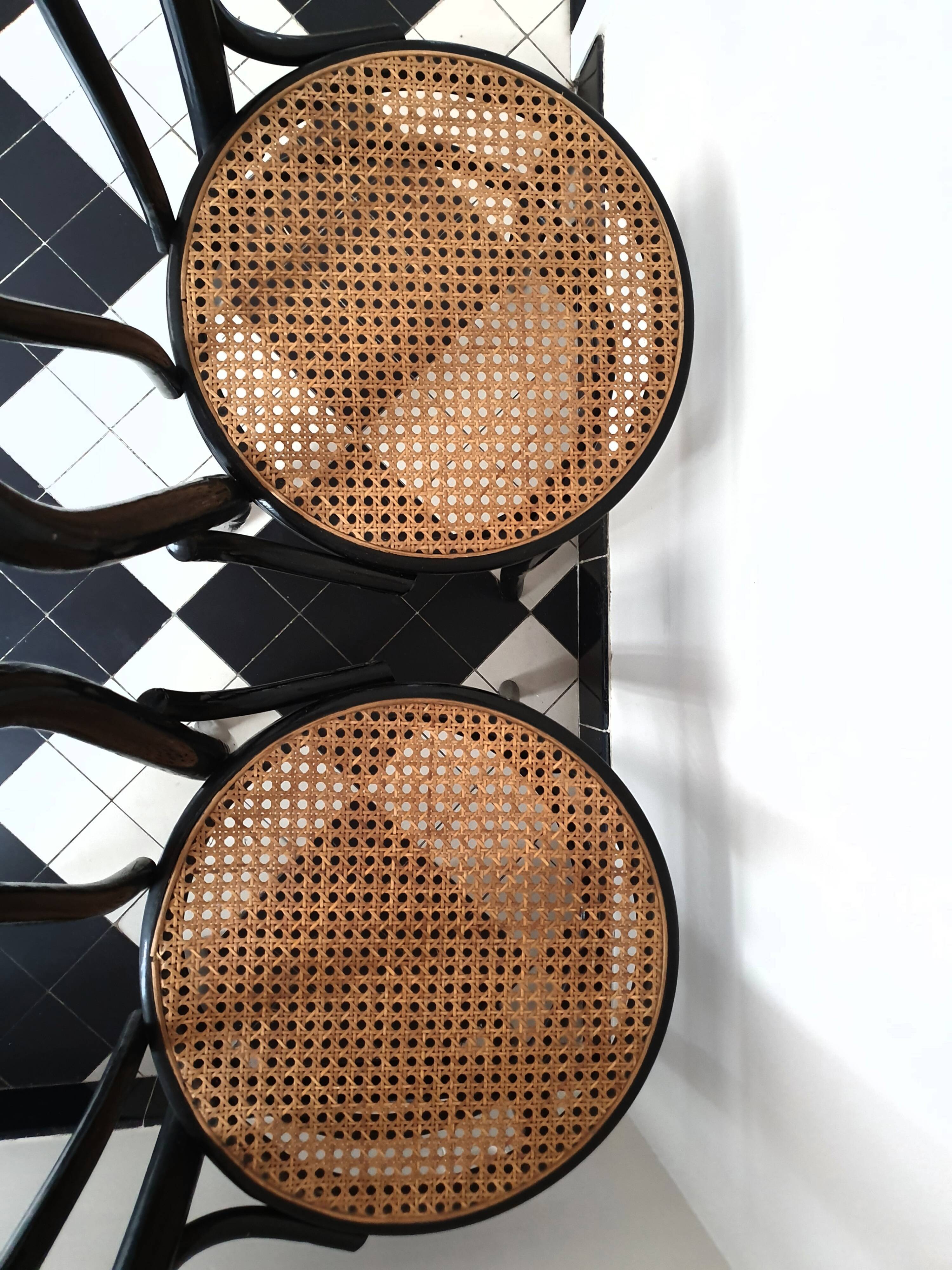 Chaises bistrot vintage