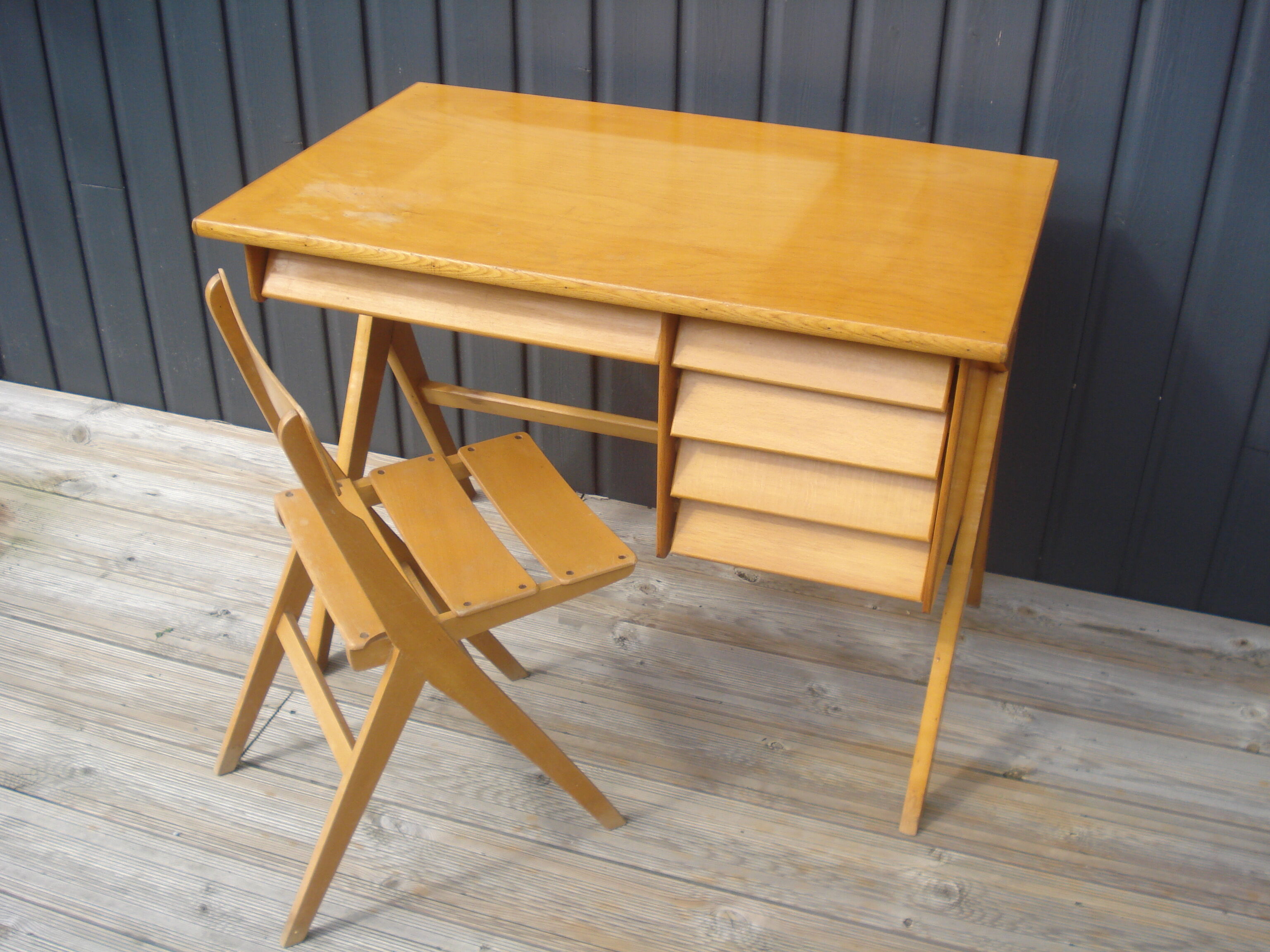 Small desk and Chair 60s