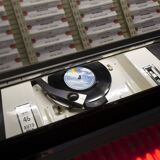 Jukebox Rowe friend from 1963 model "Jal" capa 100 vinyls pop, rock, metal compilation from 1950 to 1990