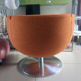 Tulip swivel armchair by B&B Italia