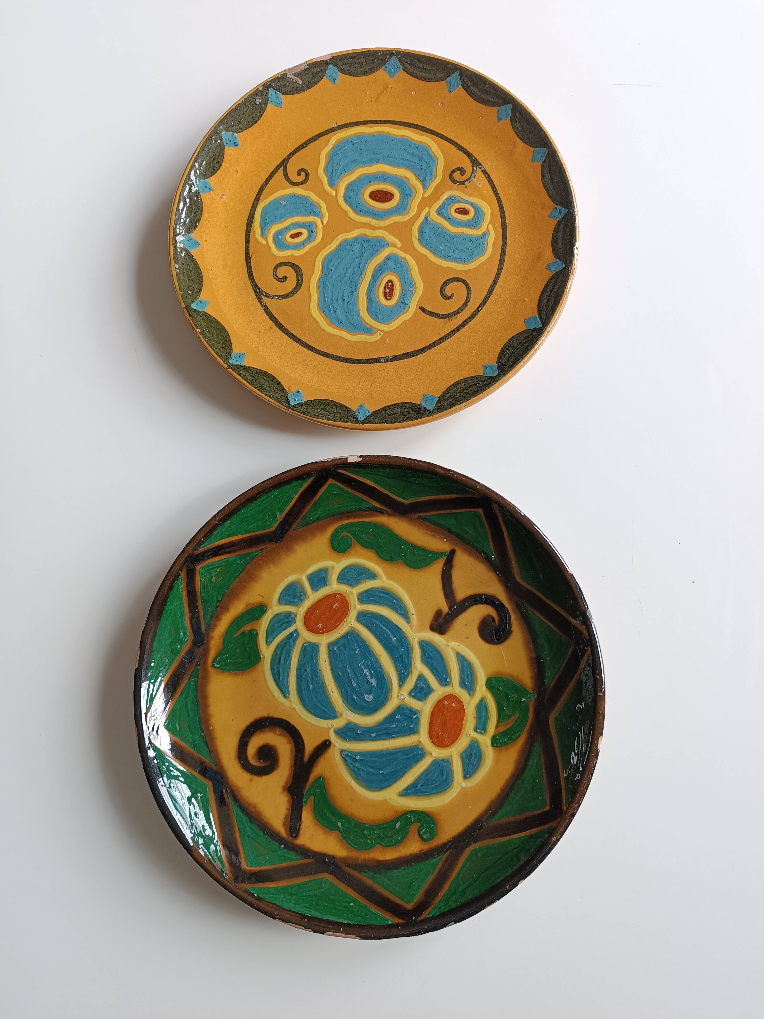 Set of 2 Ferney-Voltaire ceramic plates