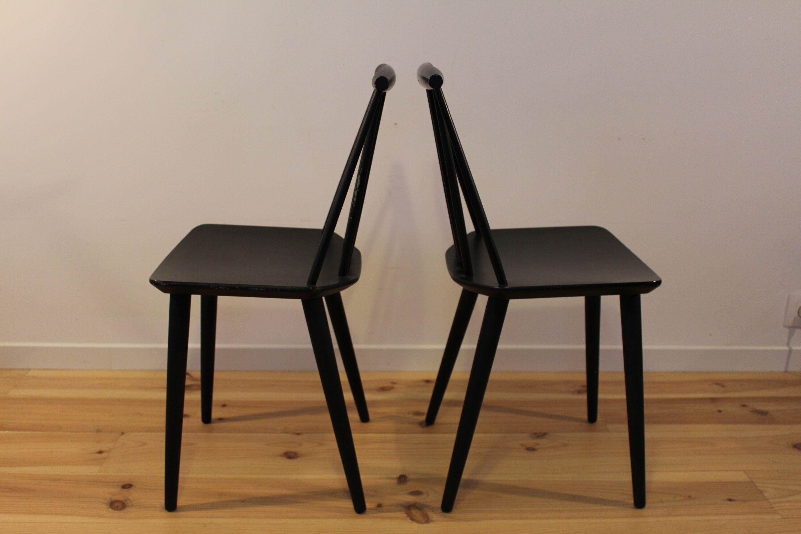 Vintage Scandinavian d77 of Folke Palsson chairs