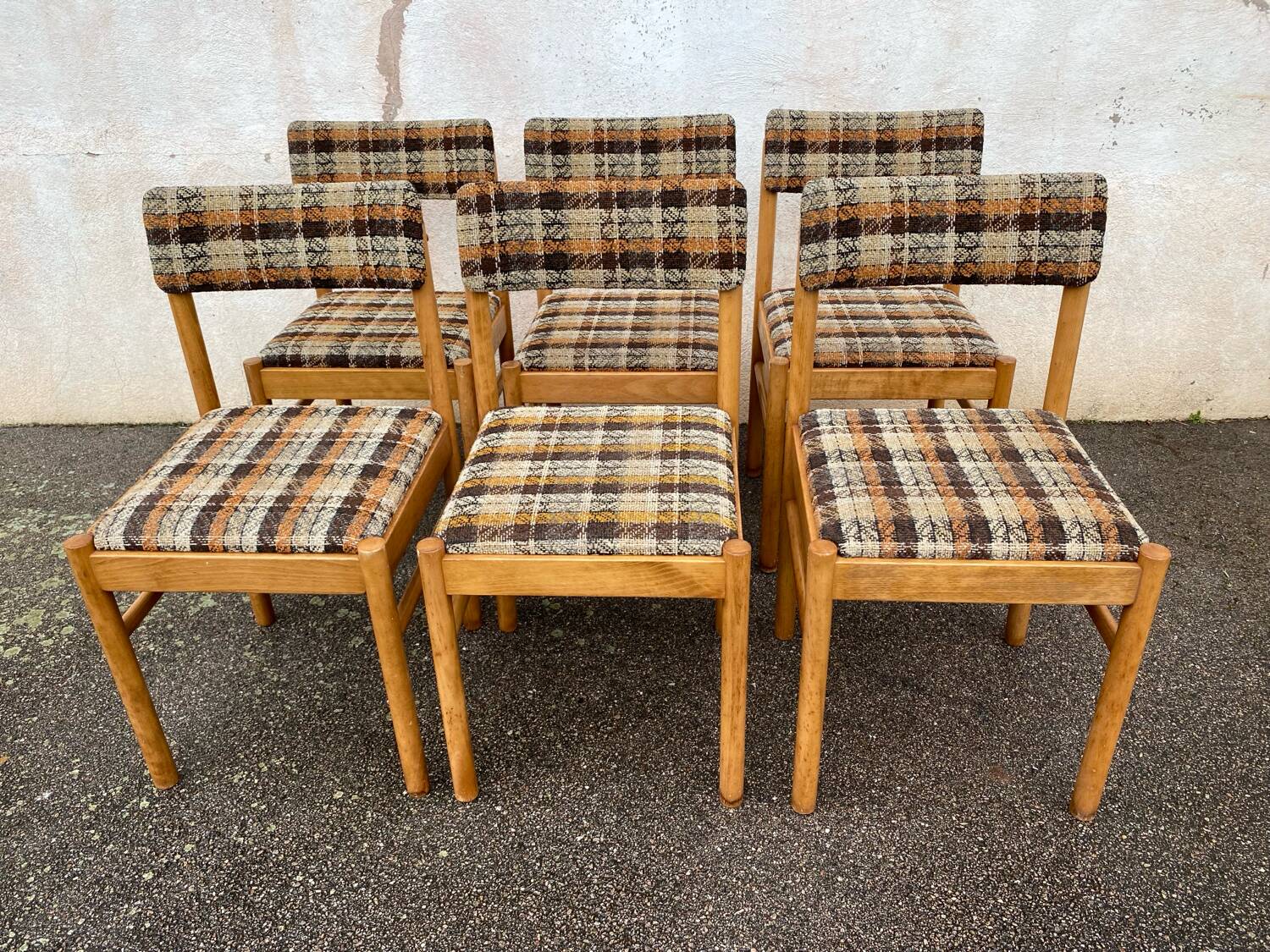 Set of 6 vintage chairs