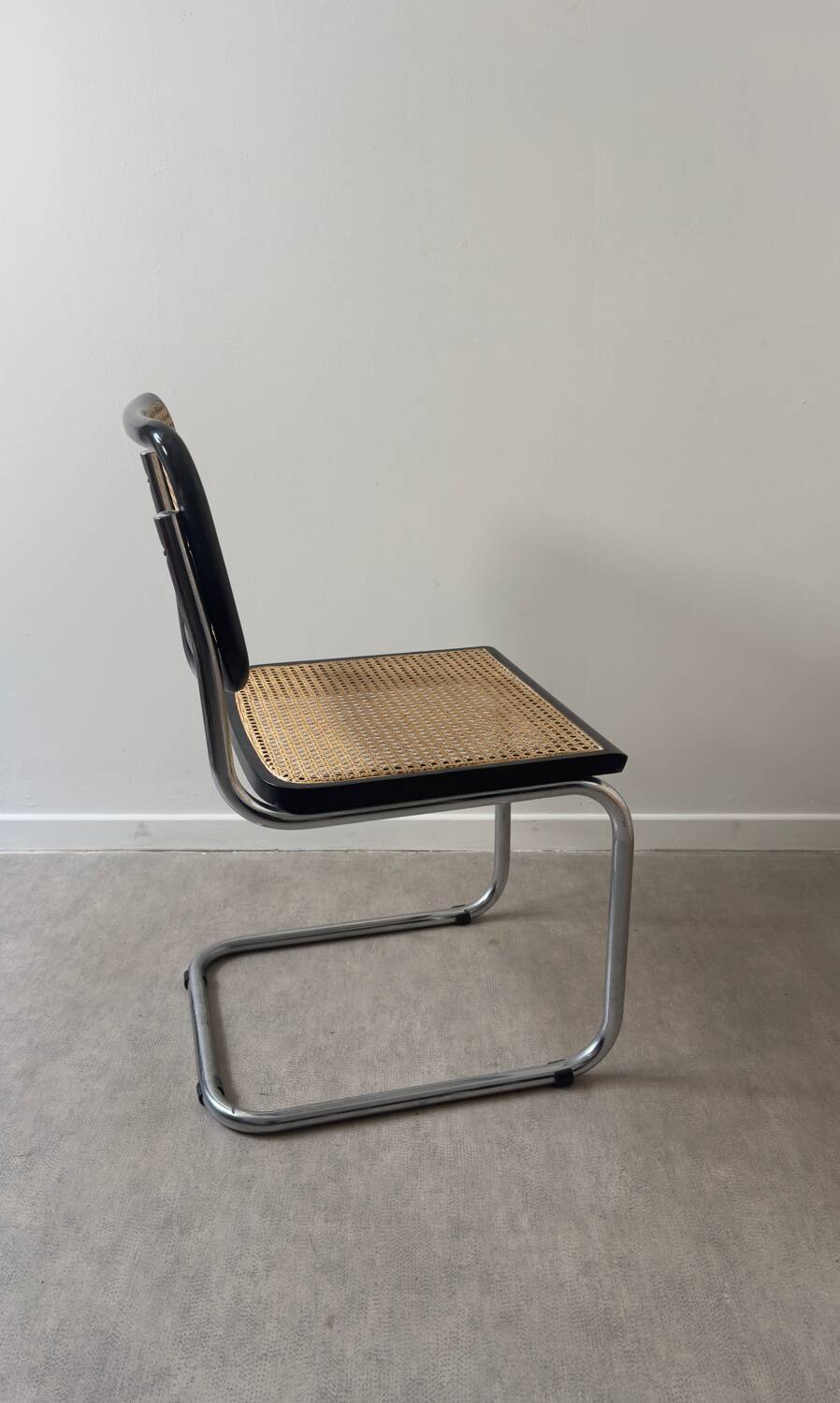 Chaise Marcel Breuer B32 Noire Made in Italy