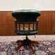 Fauteuil capitaine Chesterfield vert anglais classique