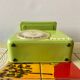 Stube vintage household scale in green enameled metal - Force 10