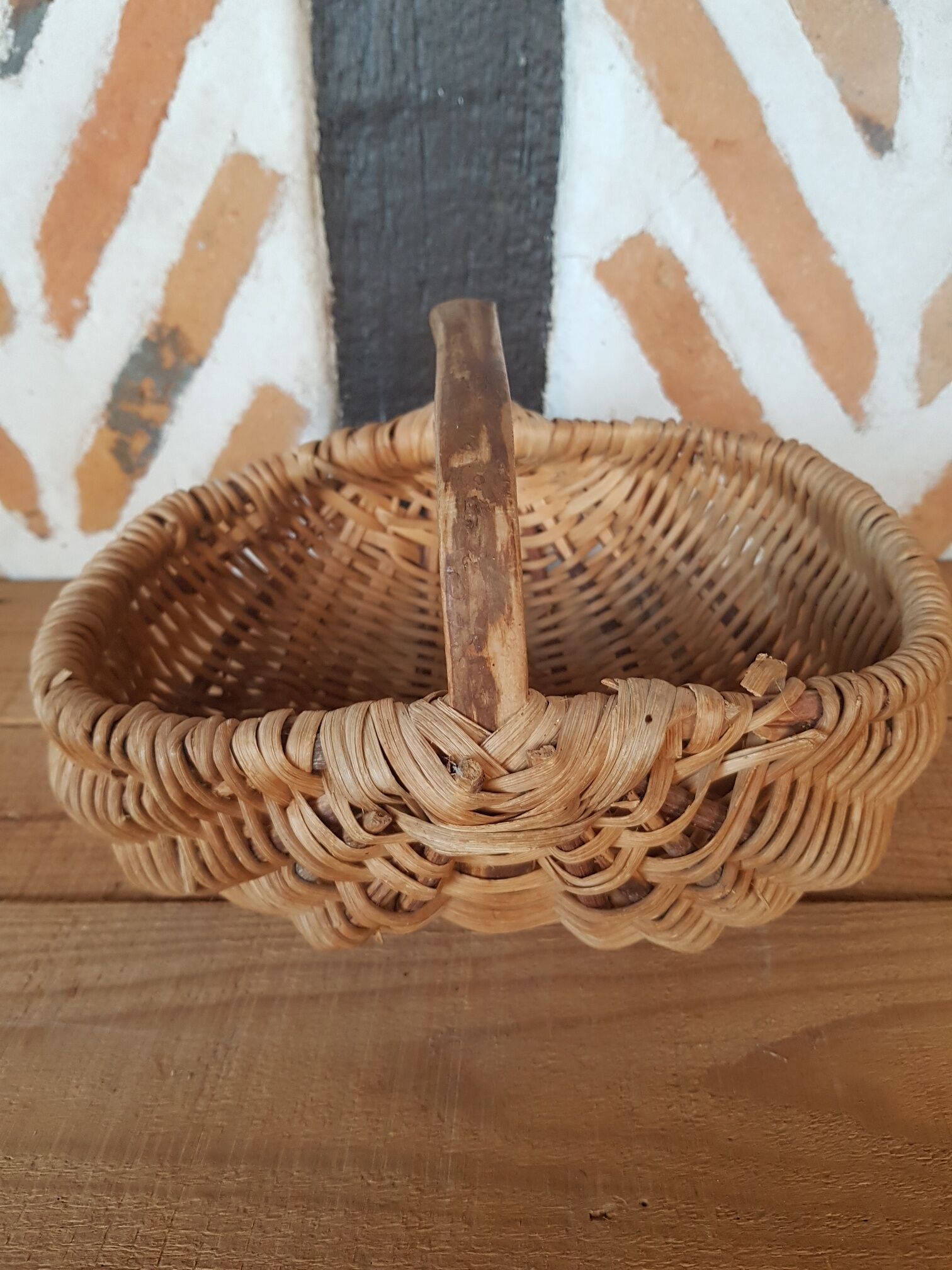 Artisanal wicker basket Auvergne