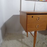 Scandinavian desk 60