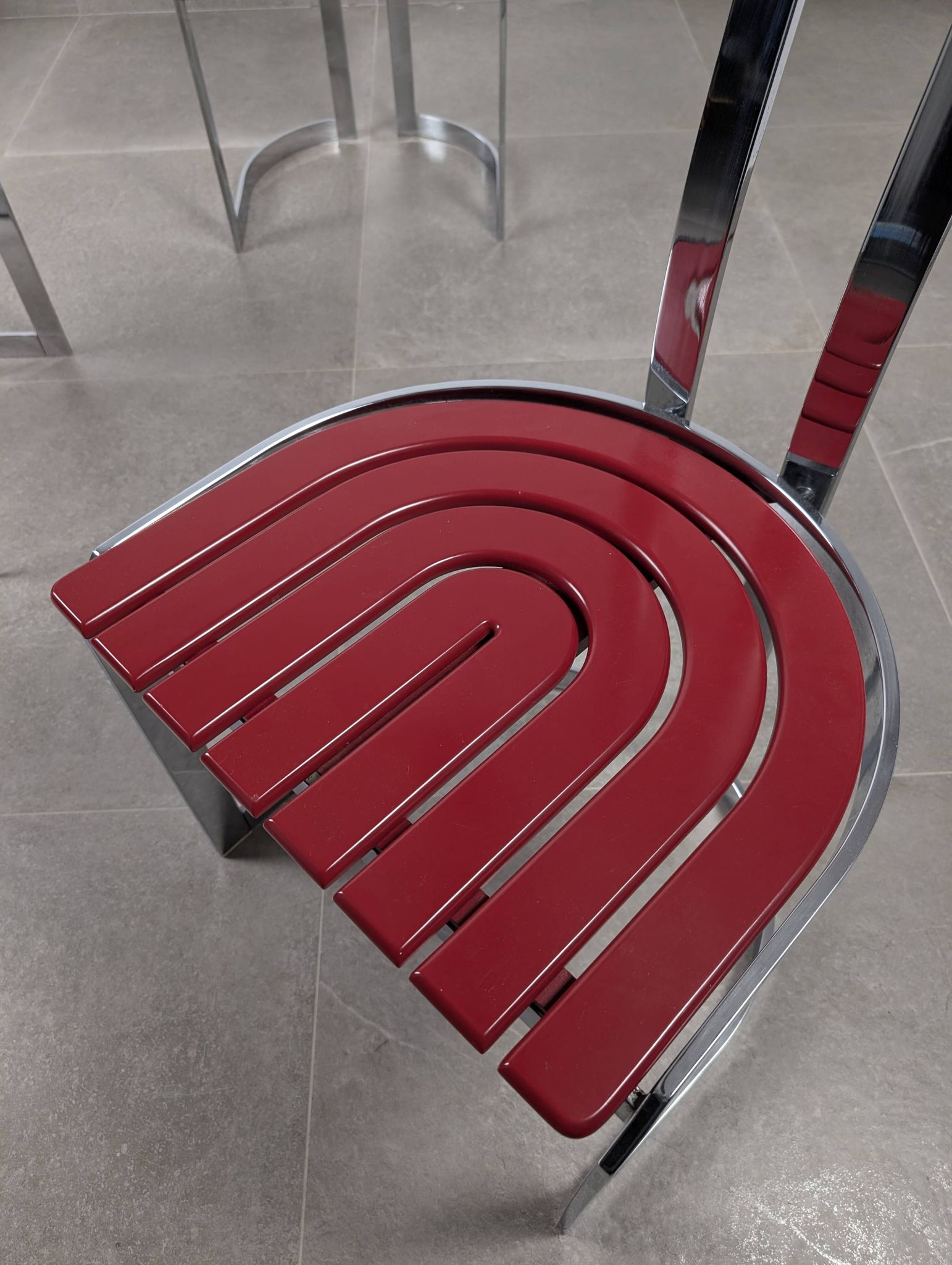 Postmodern chairs in chromed steel and red wood, set of 4, 1980s
