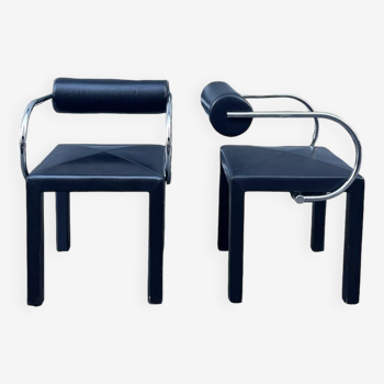 Paire de fauteuil métal et cuir noir "Arconda" par Paolo Piva pour B&B Italia, Italie design 1980