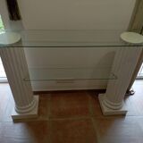 Column console in staff