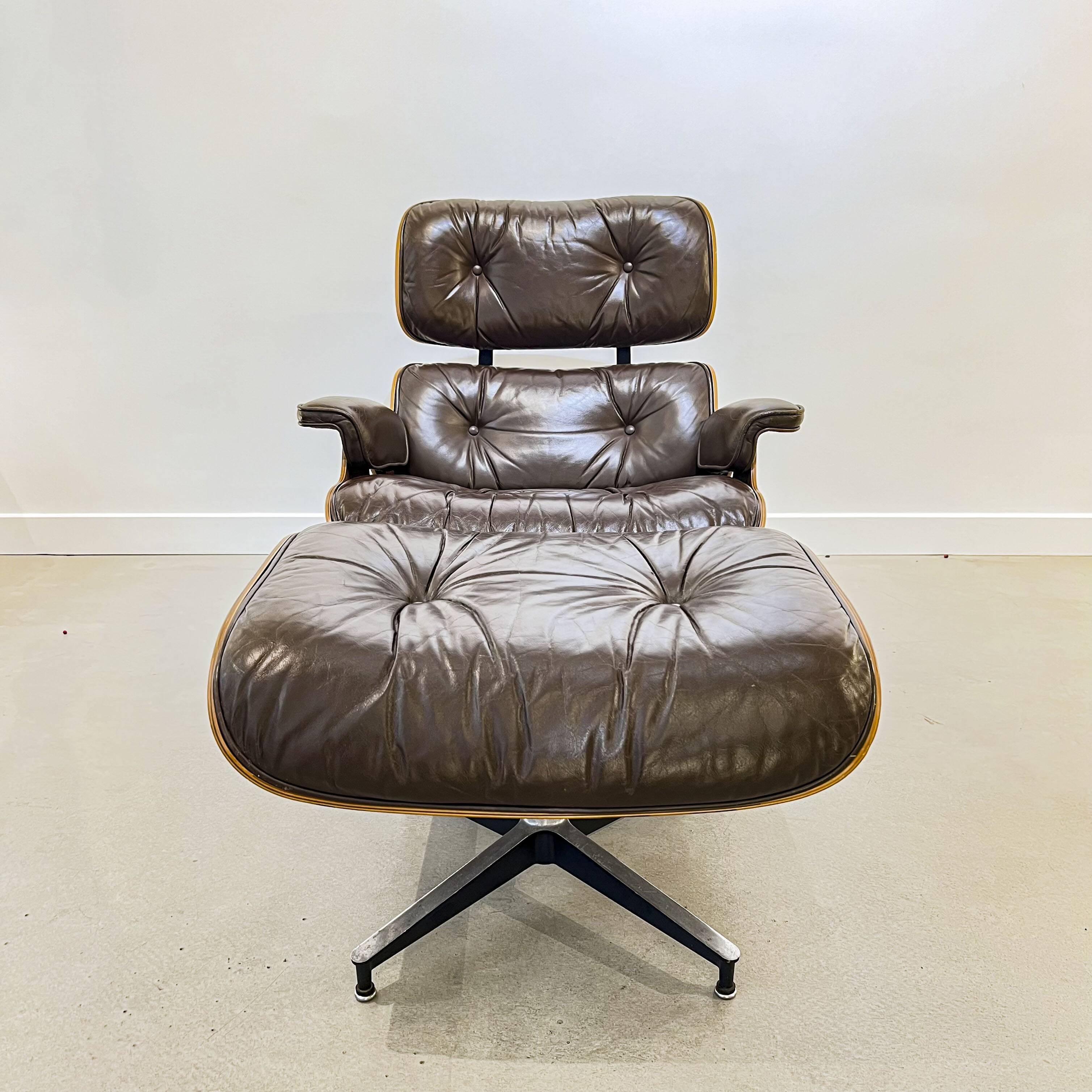 Brown Lounge Chair by Charles & Ray Eames - Herman Miller - Vintage 1970