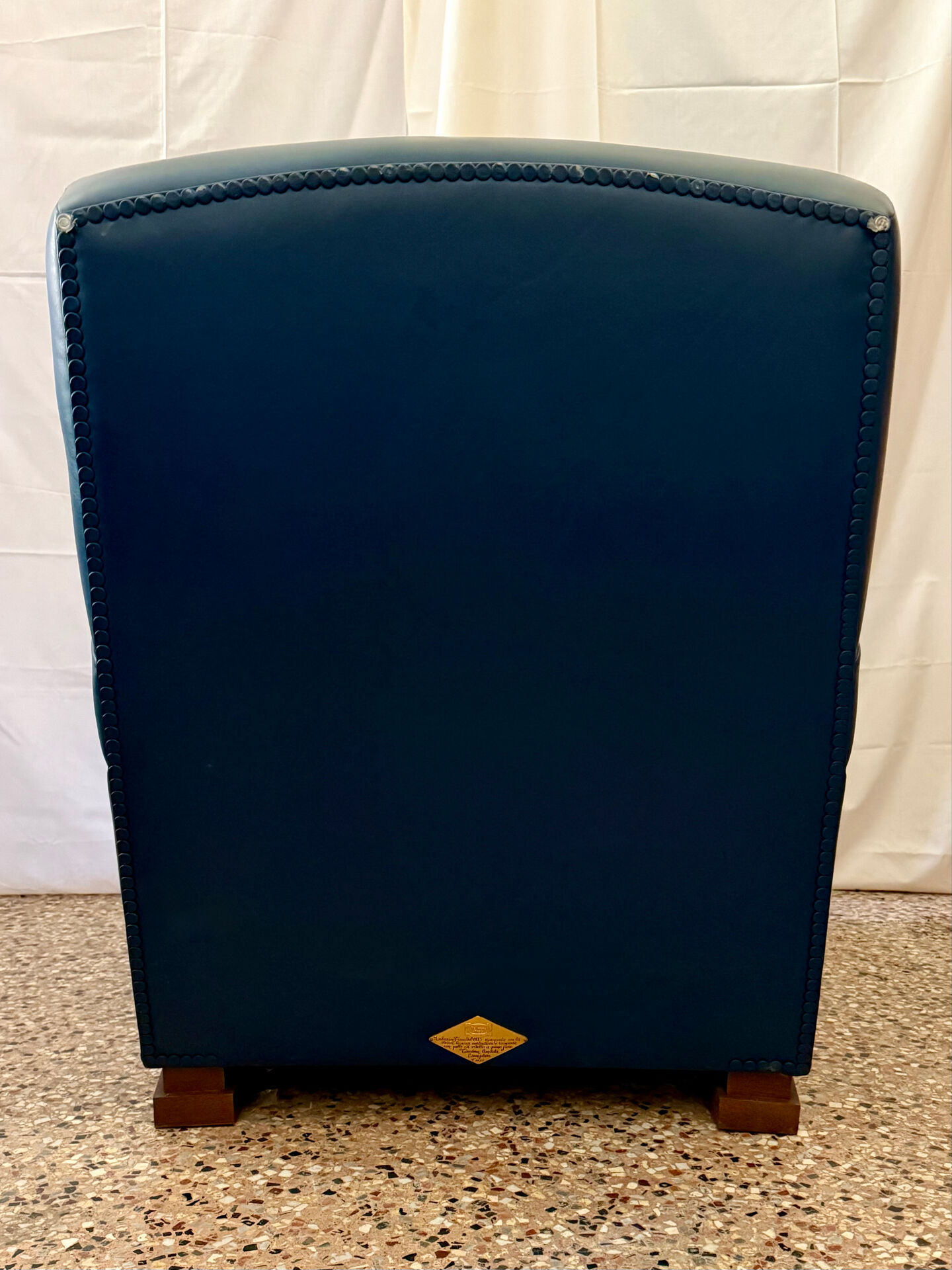 Tabarin Armchair in Leather by Poltrona Frau