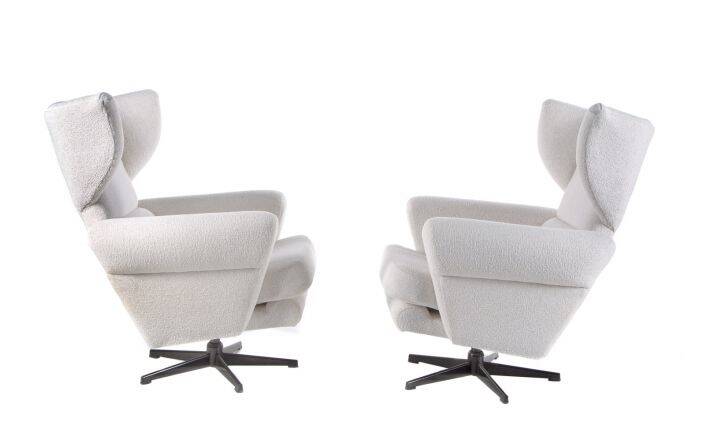 Set of 2 vintage white armchairs, Drevotar, 1970s
