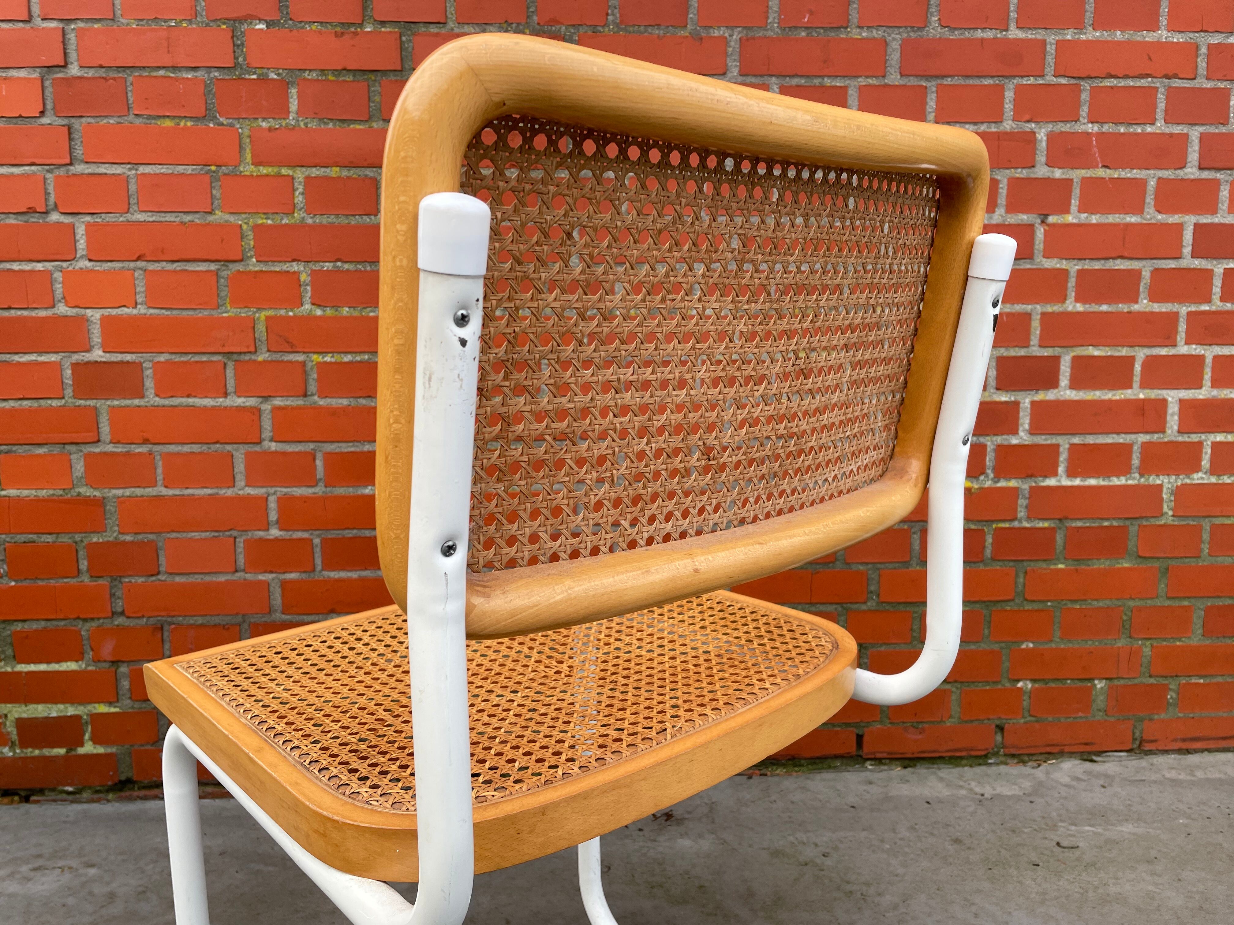 Ensemble de 4 chaises modèles Cesca de Marcel Breuer