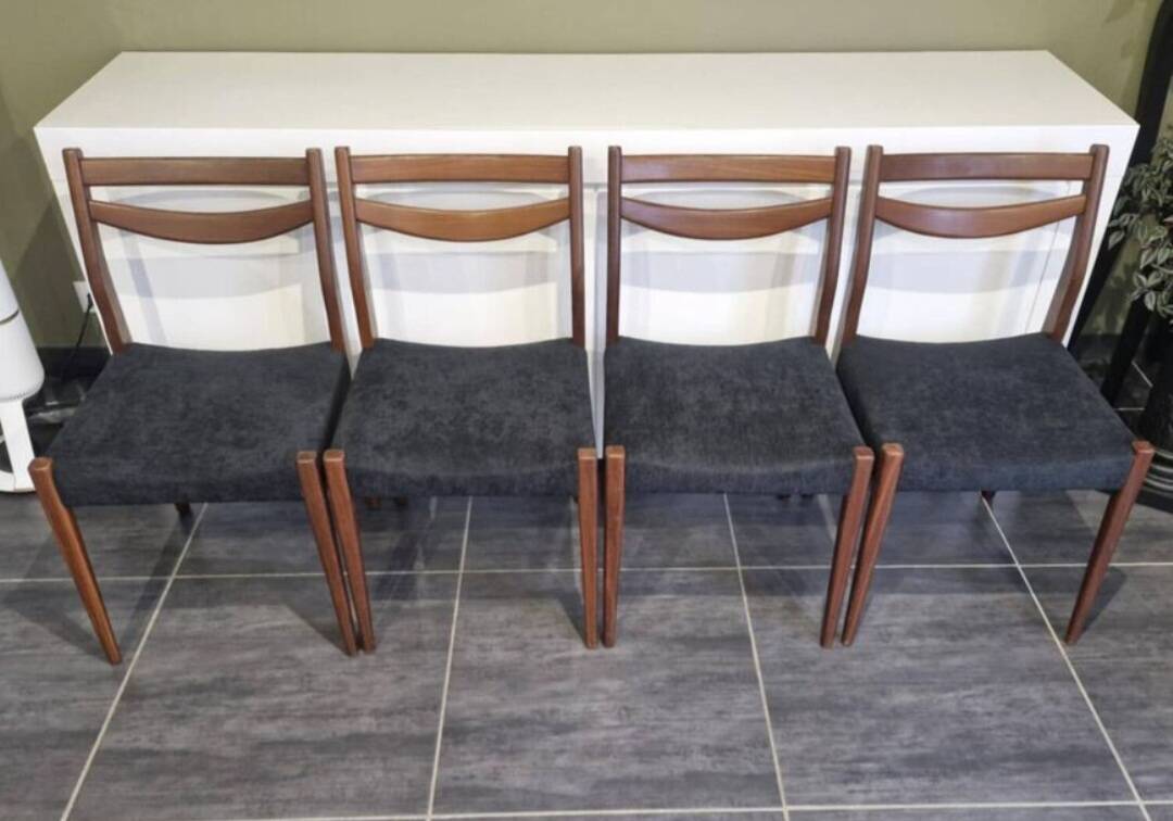 Set of 4 Scandinavian chairs, 1970s
