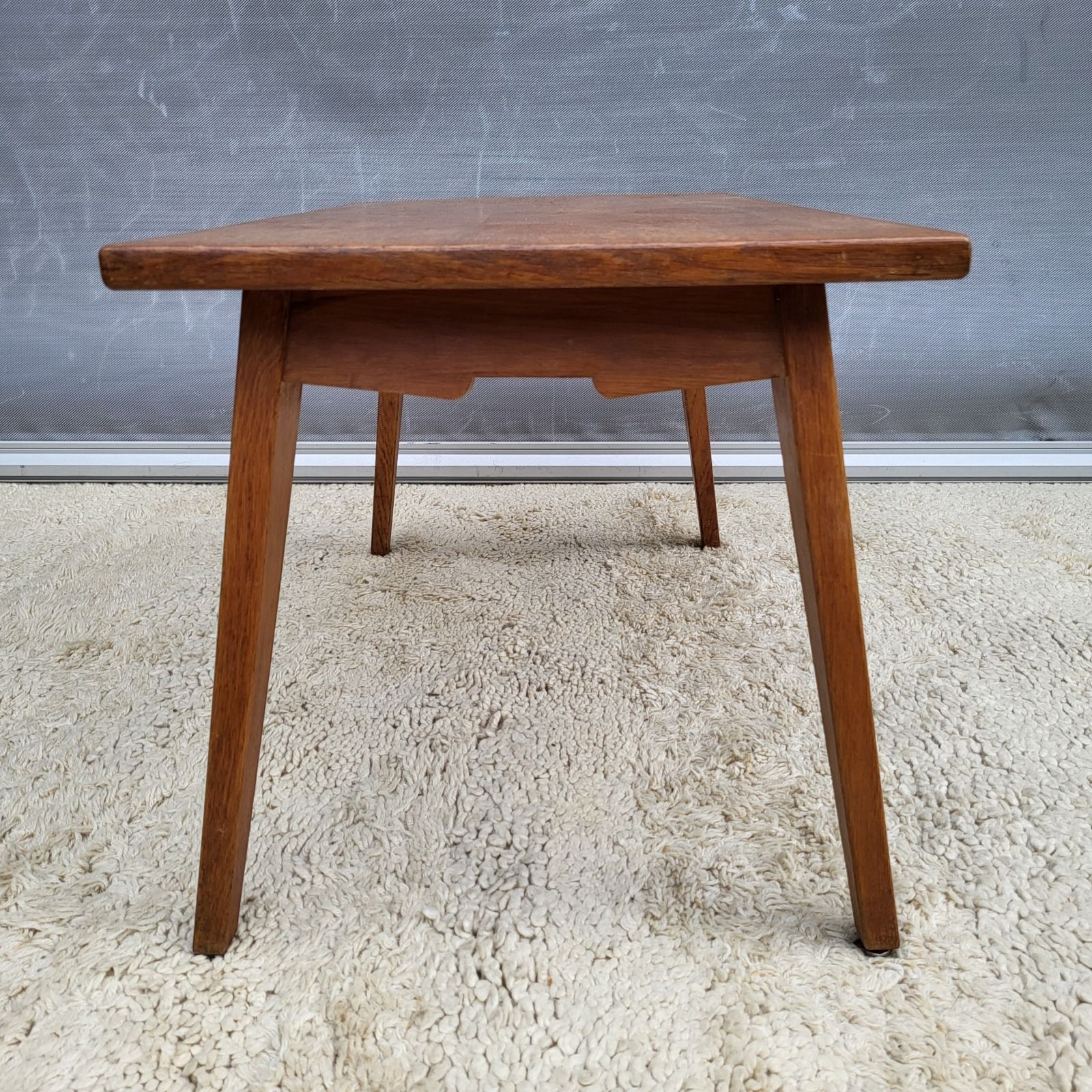 Table basse portique reconstruction 1950