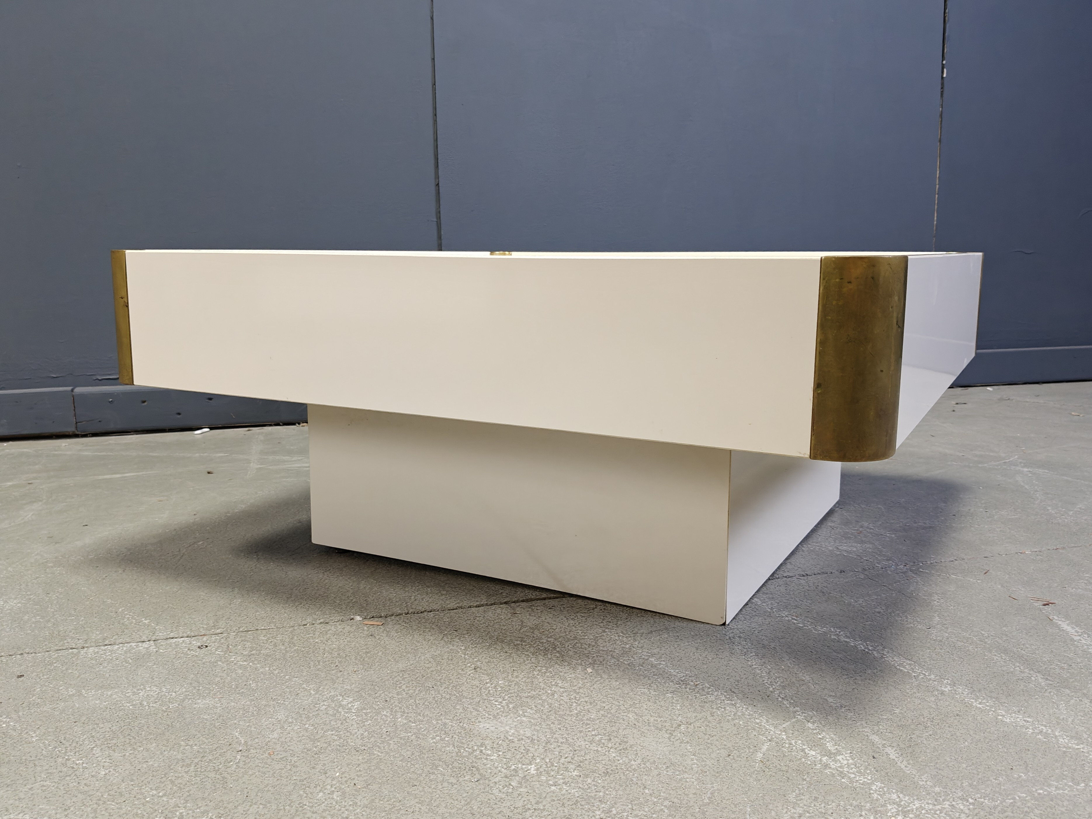 Vintage coffee table attributed to Willy Rizzo, 1970s