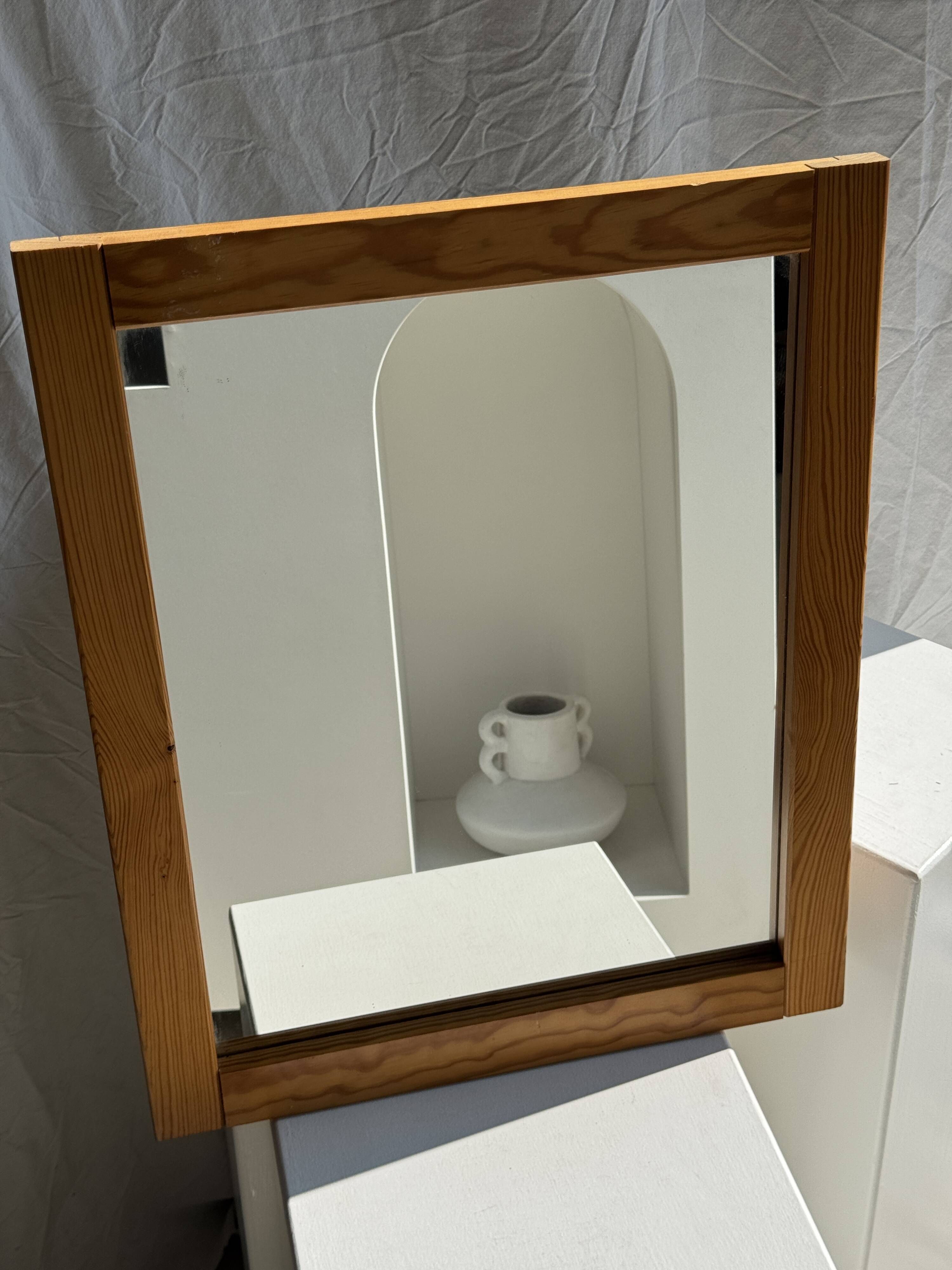 Small rectangular pine mirror 55x45