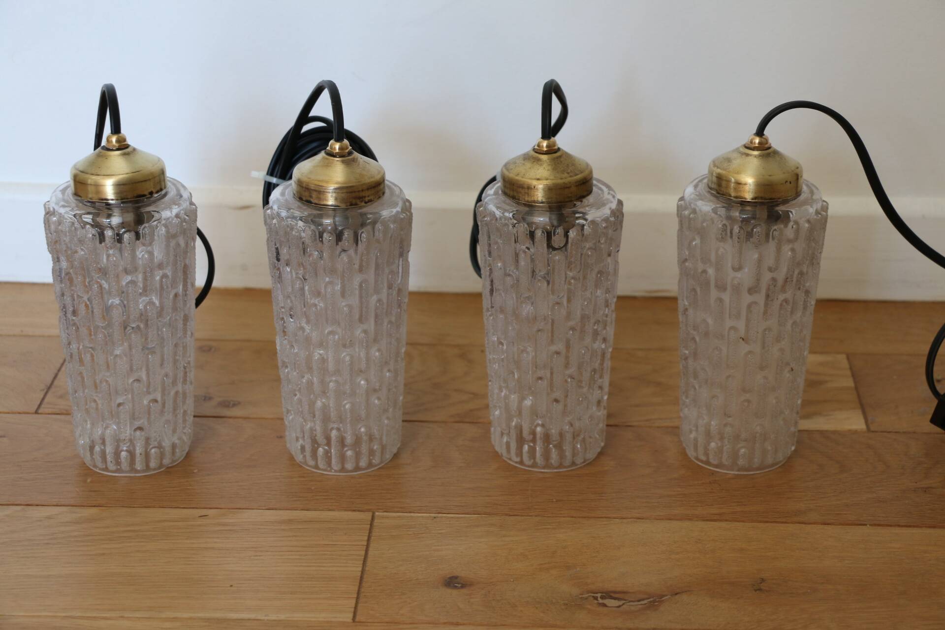 4 baladeuses / suspensions verre laiton 1960